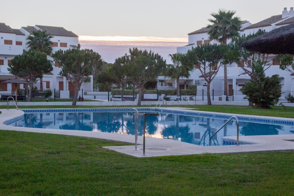 Precioso Apartamento A 700 M Del Mar Chiclana de la Frontera Exterior photo